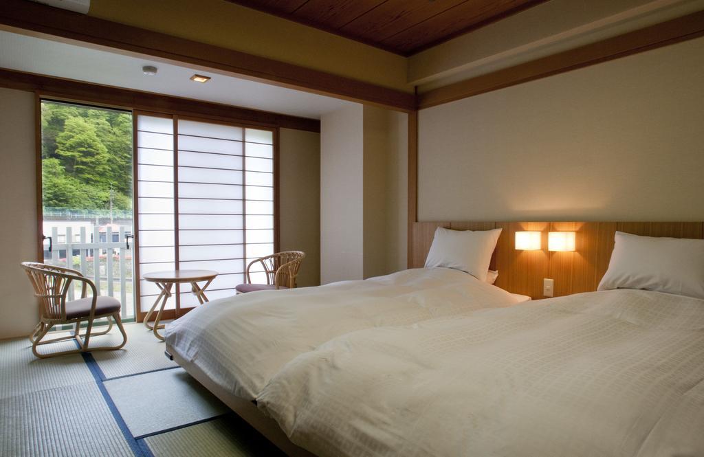 Kinugawa Onsen Hotel Никко Экстерьер фото